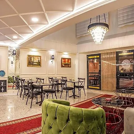 Royal Bosphorus & Hamam 3*