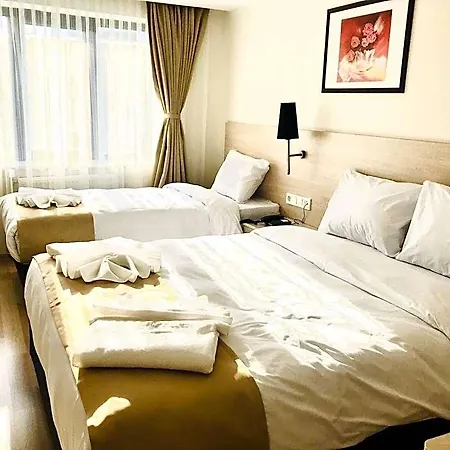 Royal Bosphorus & Hamam Hotel 3*