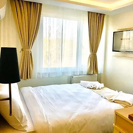 Royal Bosphorus & Hamam Hotel 3*