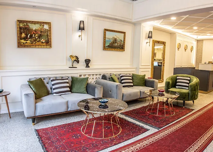 Hotel Royal Bosphorus & Hamam 4*