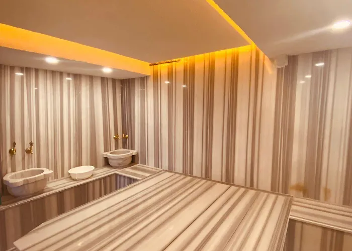 Royal Bosphorus & Hamam Hotel 4*